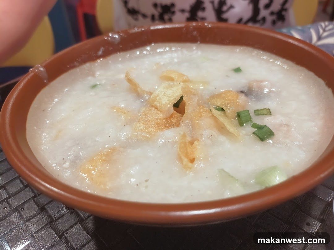 Congee with toppings