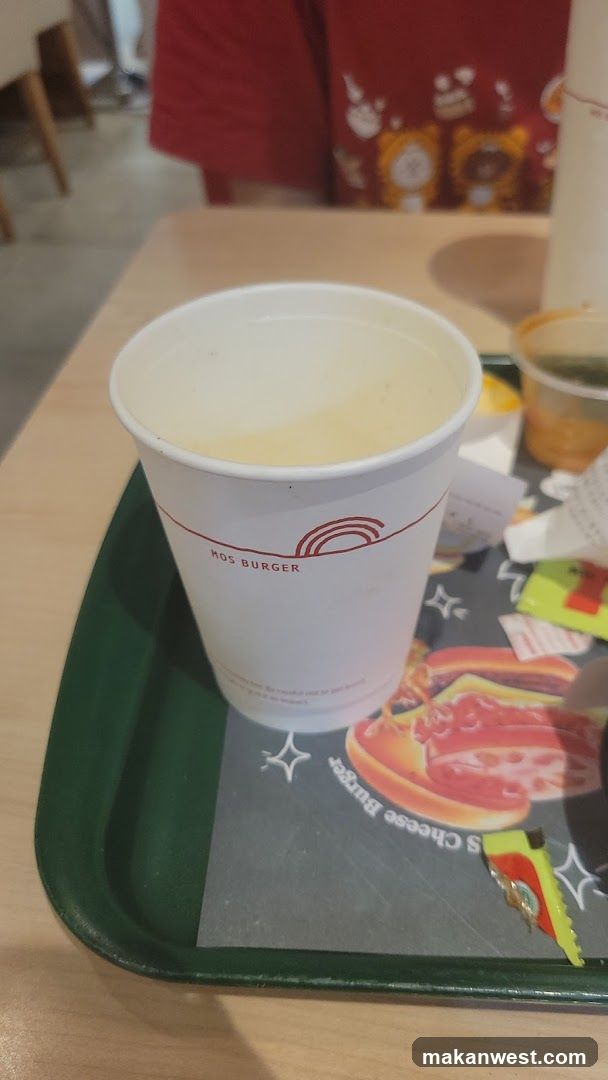 Mos Burger Drink and Tray