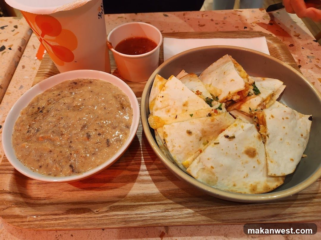 Quesadilla and Soup Meal