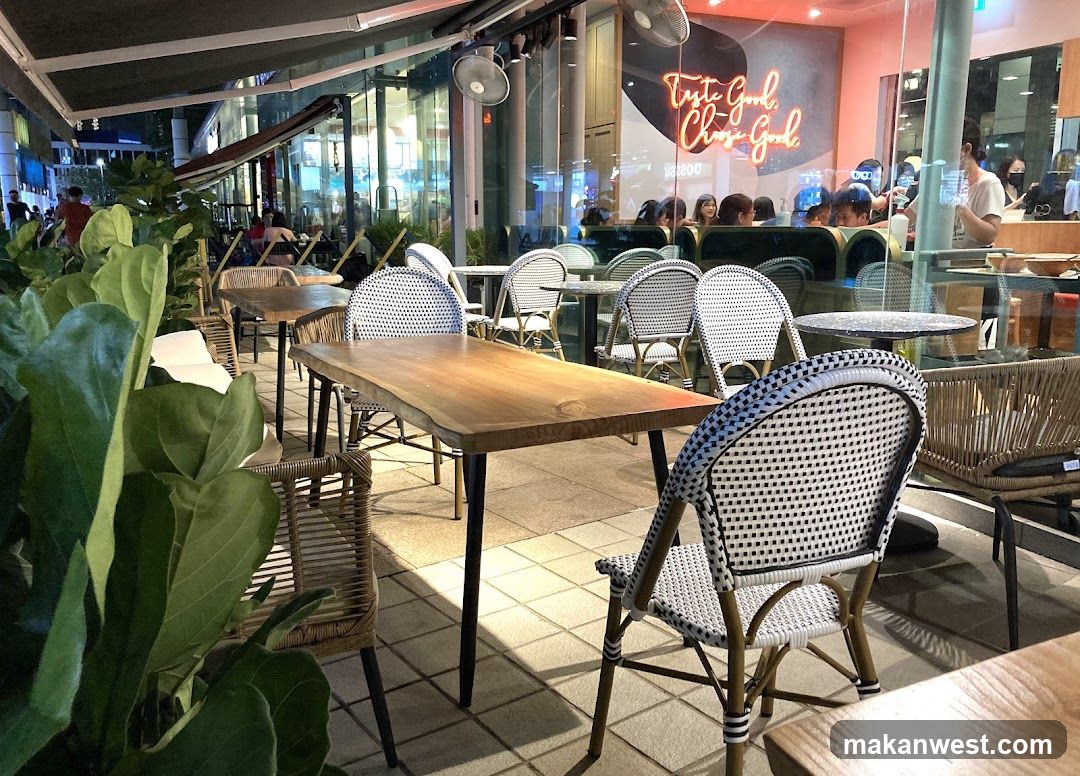 Outdoor Cafe Seating Area