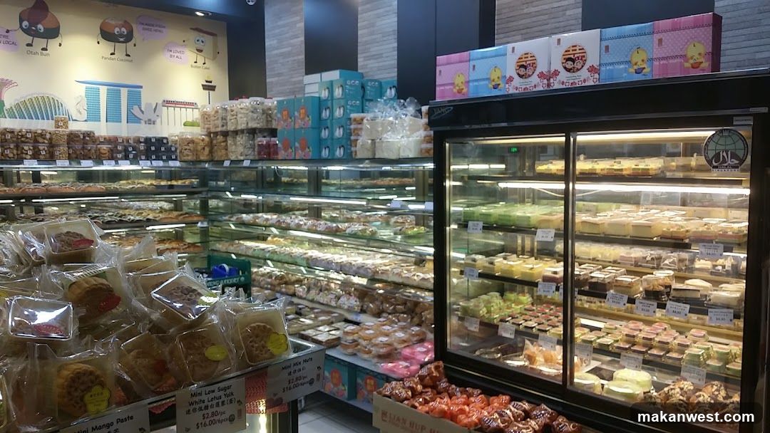 Bakery Interior Display