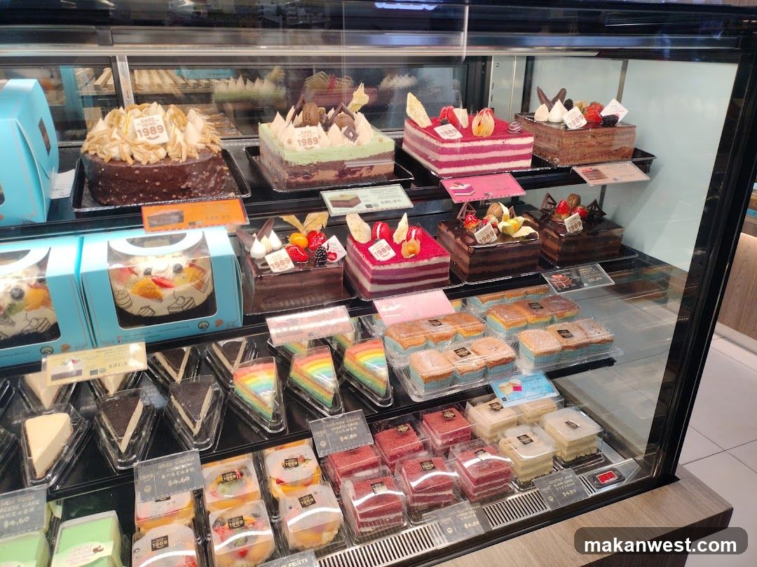Cake Display Case