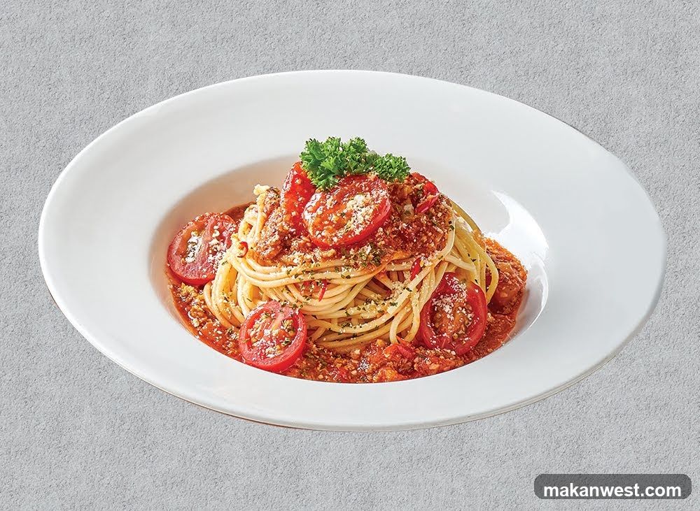 Spaghetti with Tomato Sauce and Tomatoes