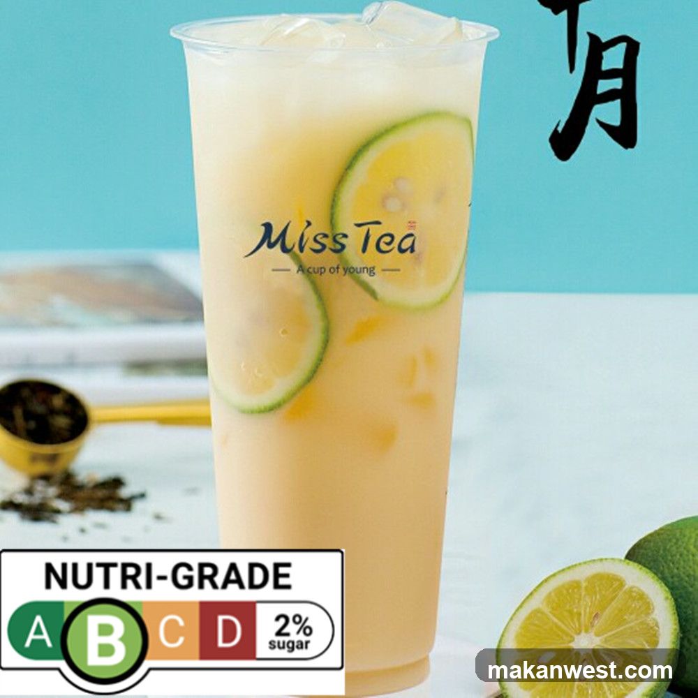 Miss Tea Drink with Lime Slices