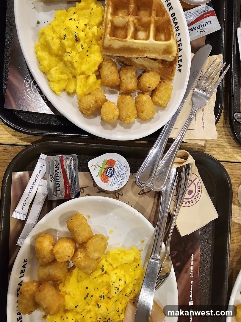 Breakfast at Coffee Bean & Tea Leaf