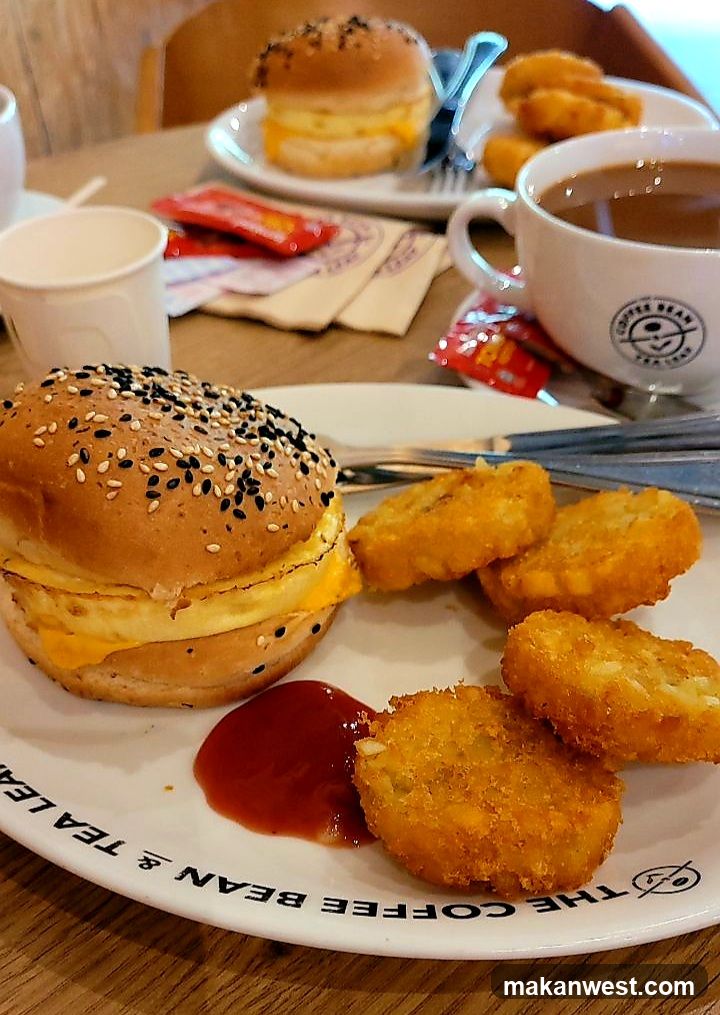 Breakfast Meal at The Coffee Bean & Tea Leaf