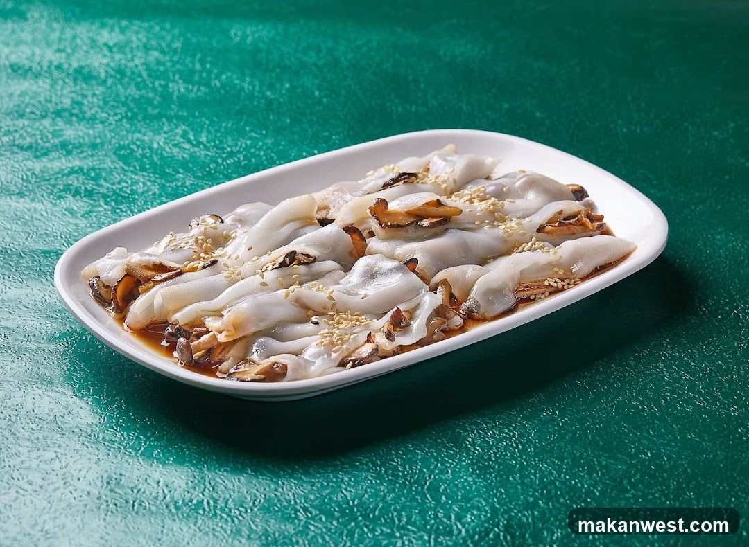 Mushroom Rice Noodles with Sesame Seeds