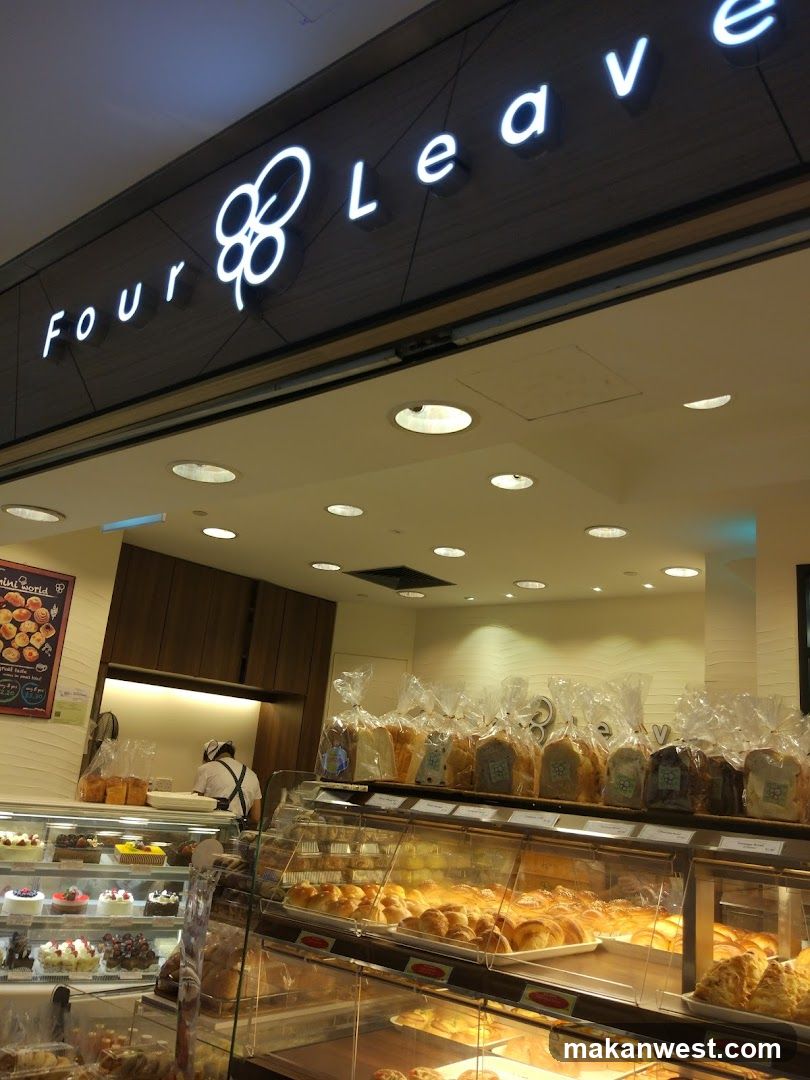 Bakery Interior Display