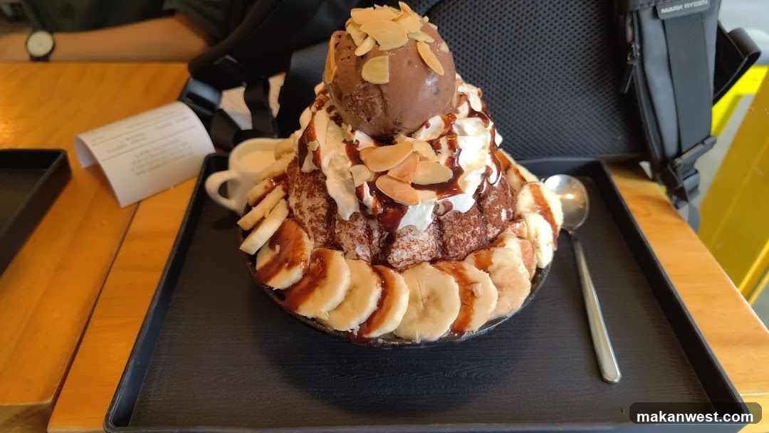 Chocolate Ice Cream Dessert with Bananas and Almonds