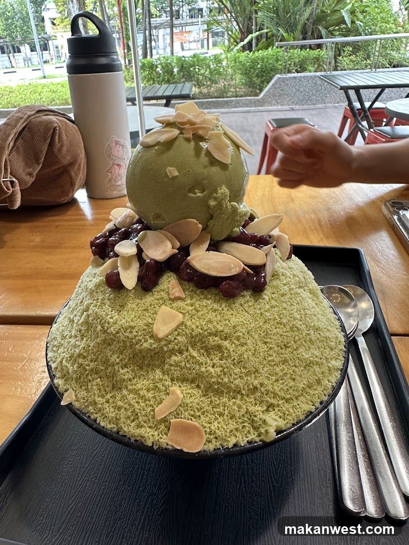 Matcha Shaved Ice Dessert