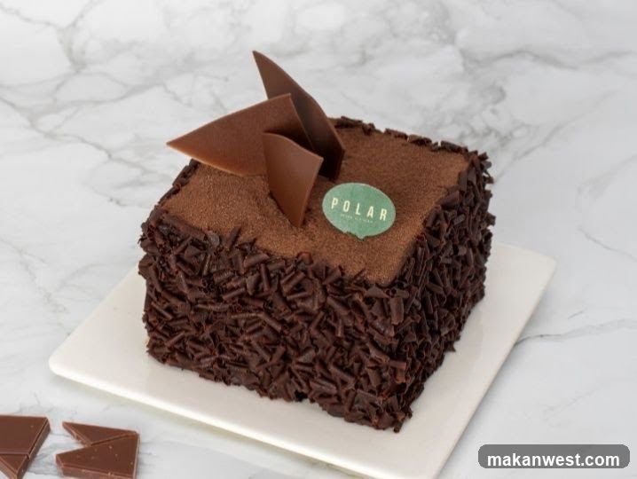 Chocolate Cake with Polar Branding