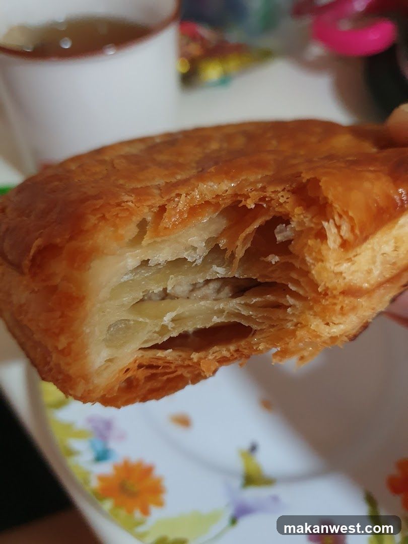 Flaky Pastry with Filling