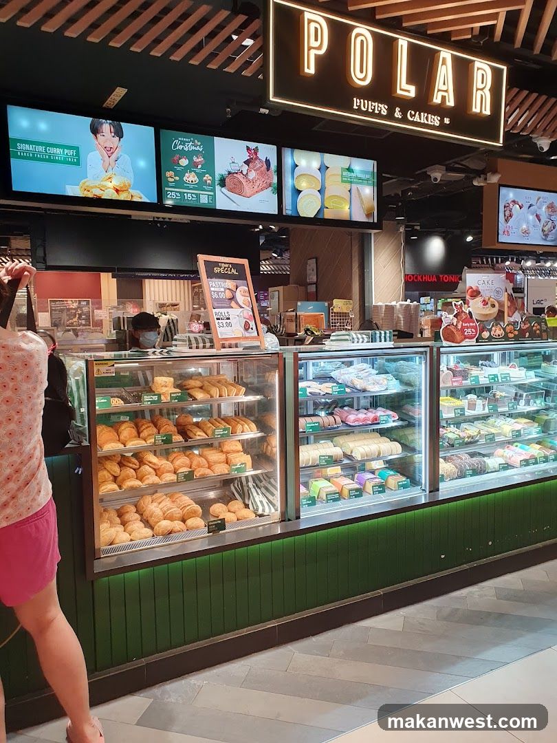 Polar Puffs & Cakes Store Interior