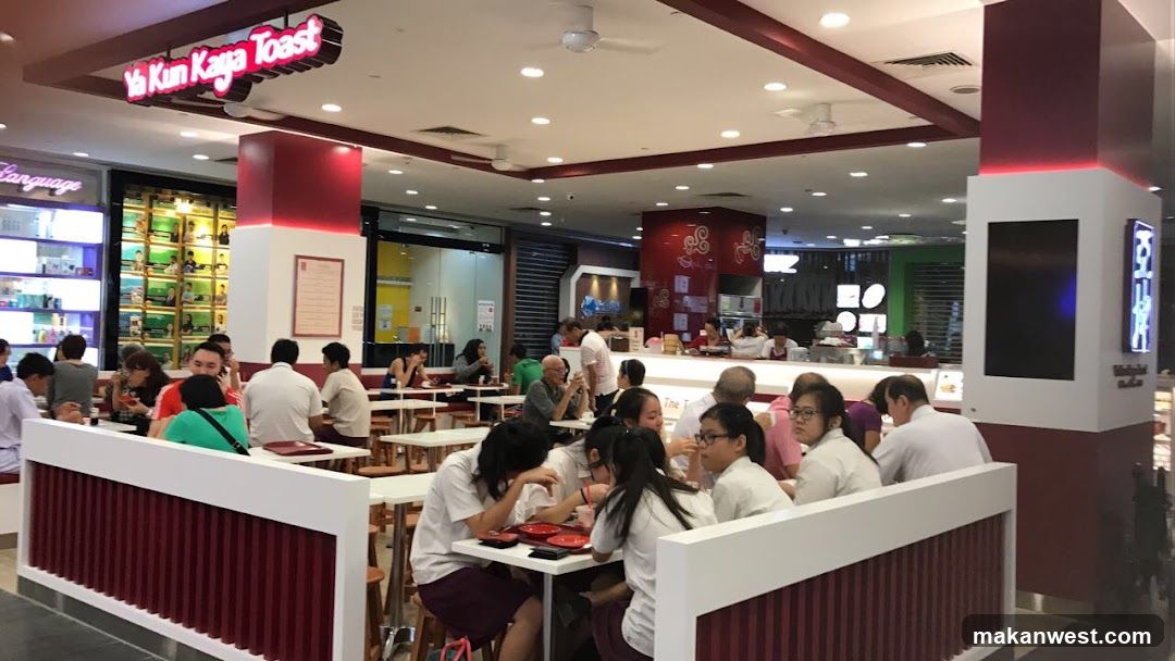 Yan Kun Kaya Toast Interior