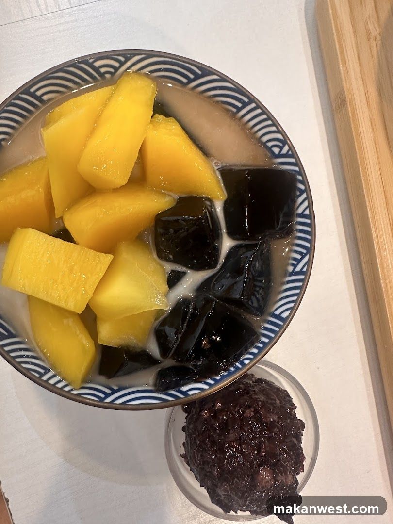 Mango and Black Jelly Dessert Bowl