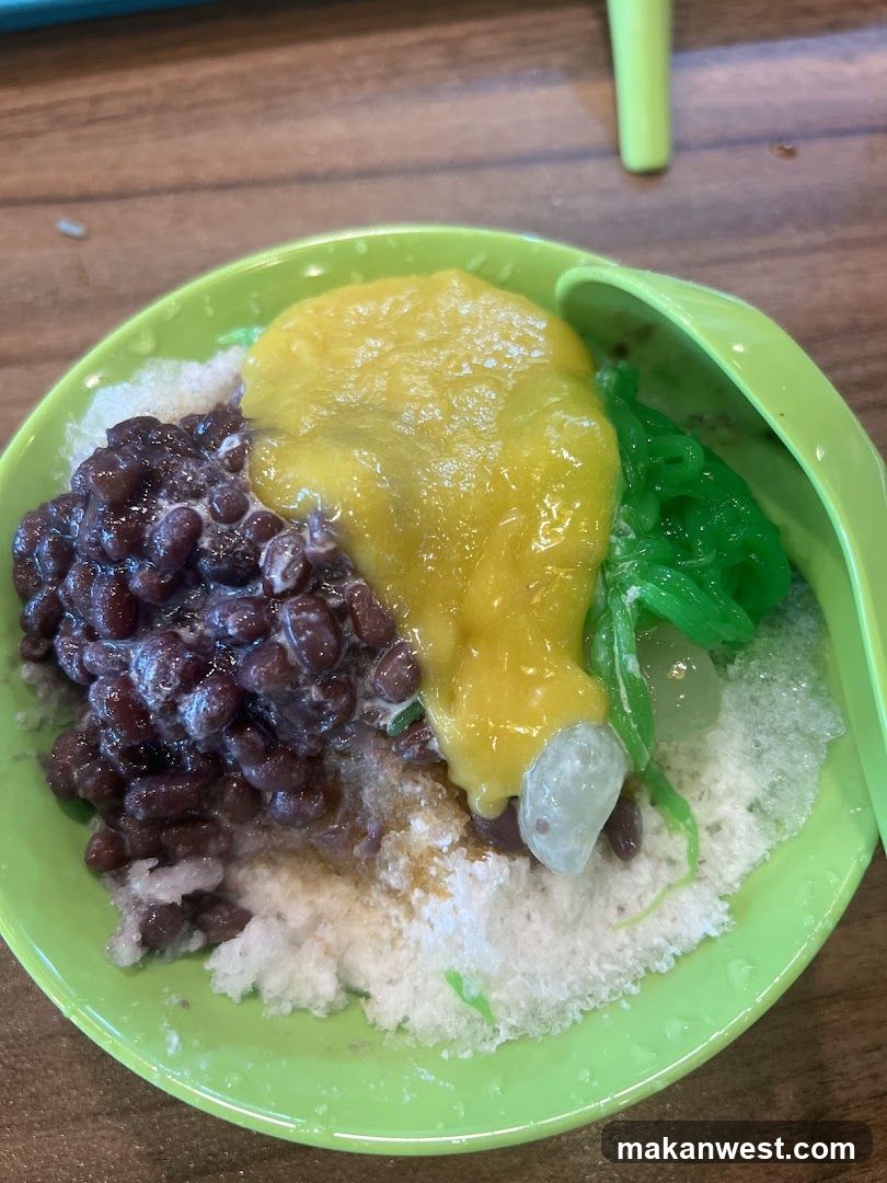 Dessert Bowl with Mango, Red Beans and Green Jelly