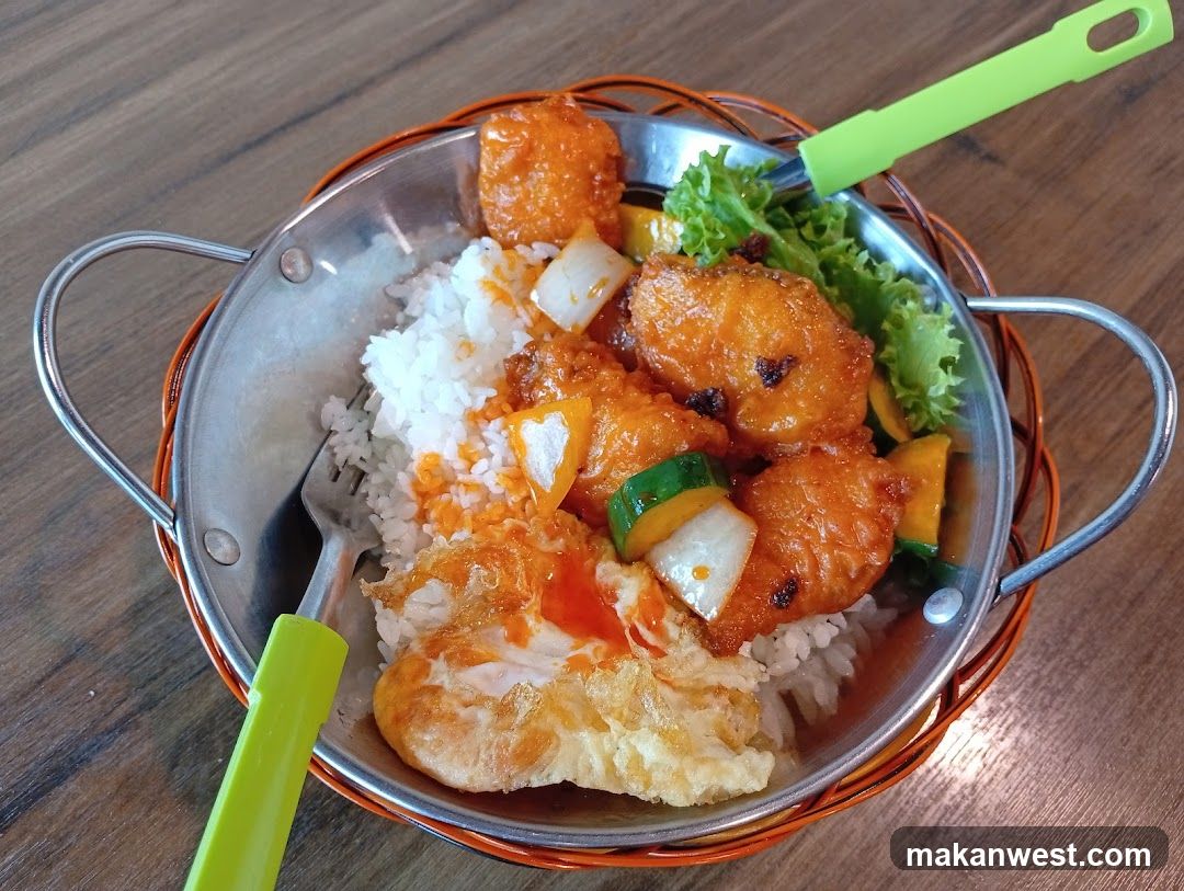 Fried Chicken Rice Bowl