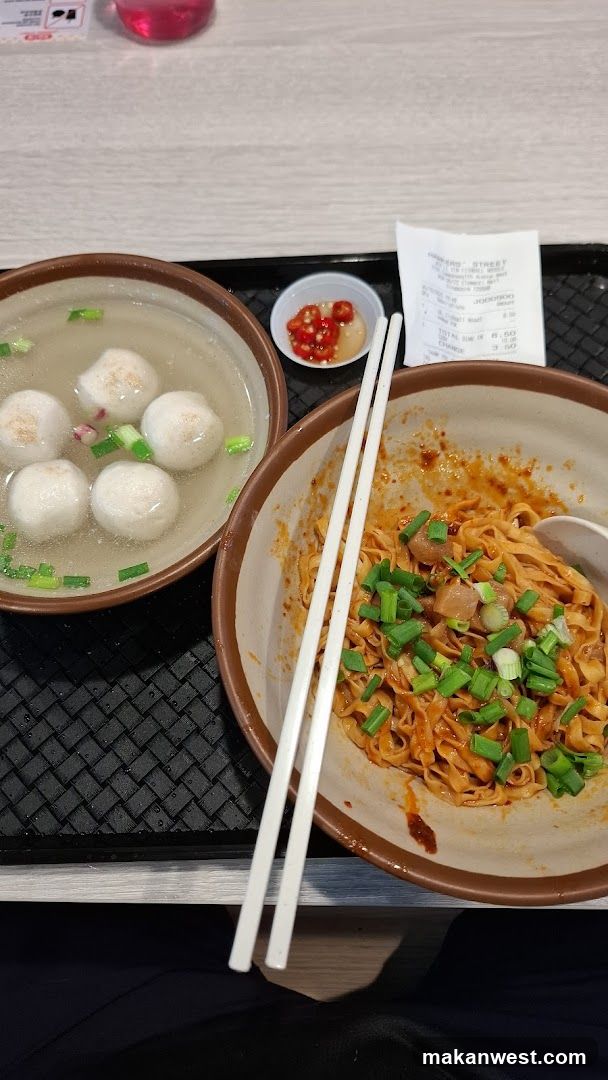 Noodle and Fish Ball Meal