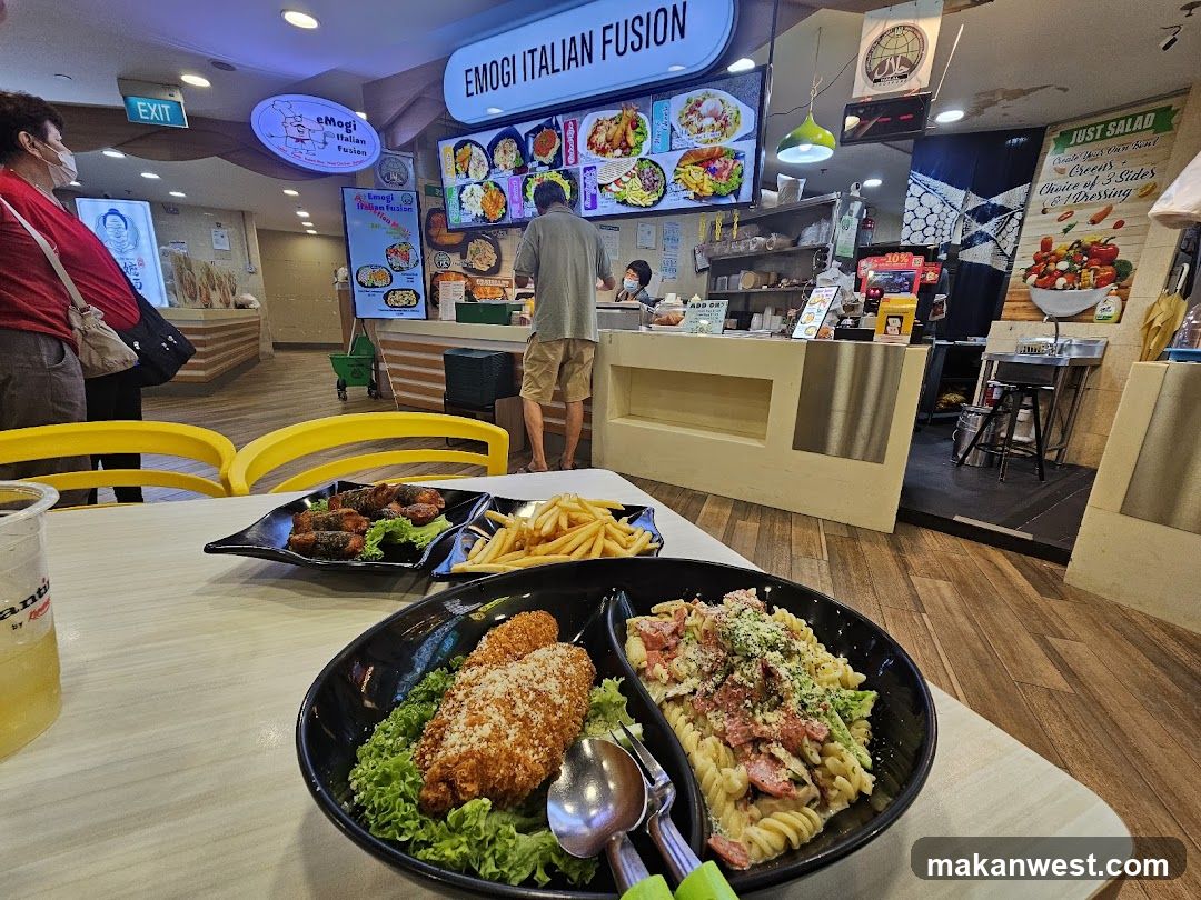 Food Court Dining Scene