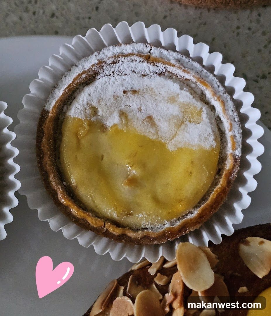 Lemon Tart with Powdered Sugar