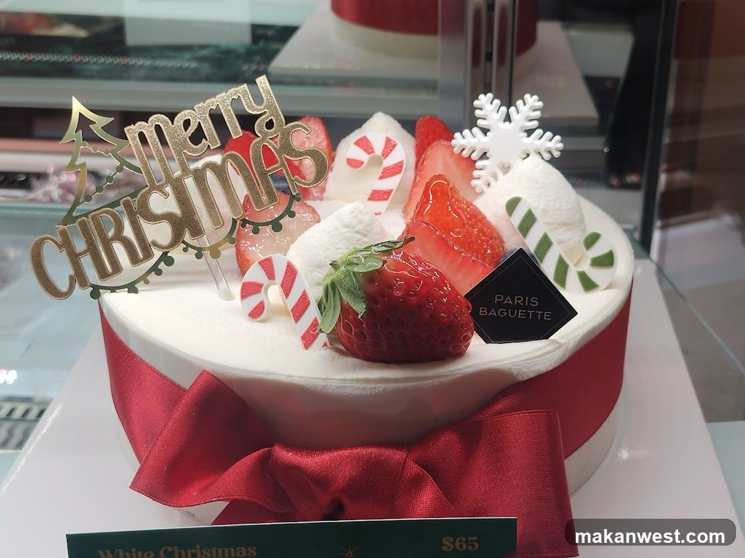 Christmas Cake Display