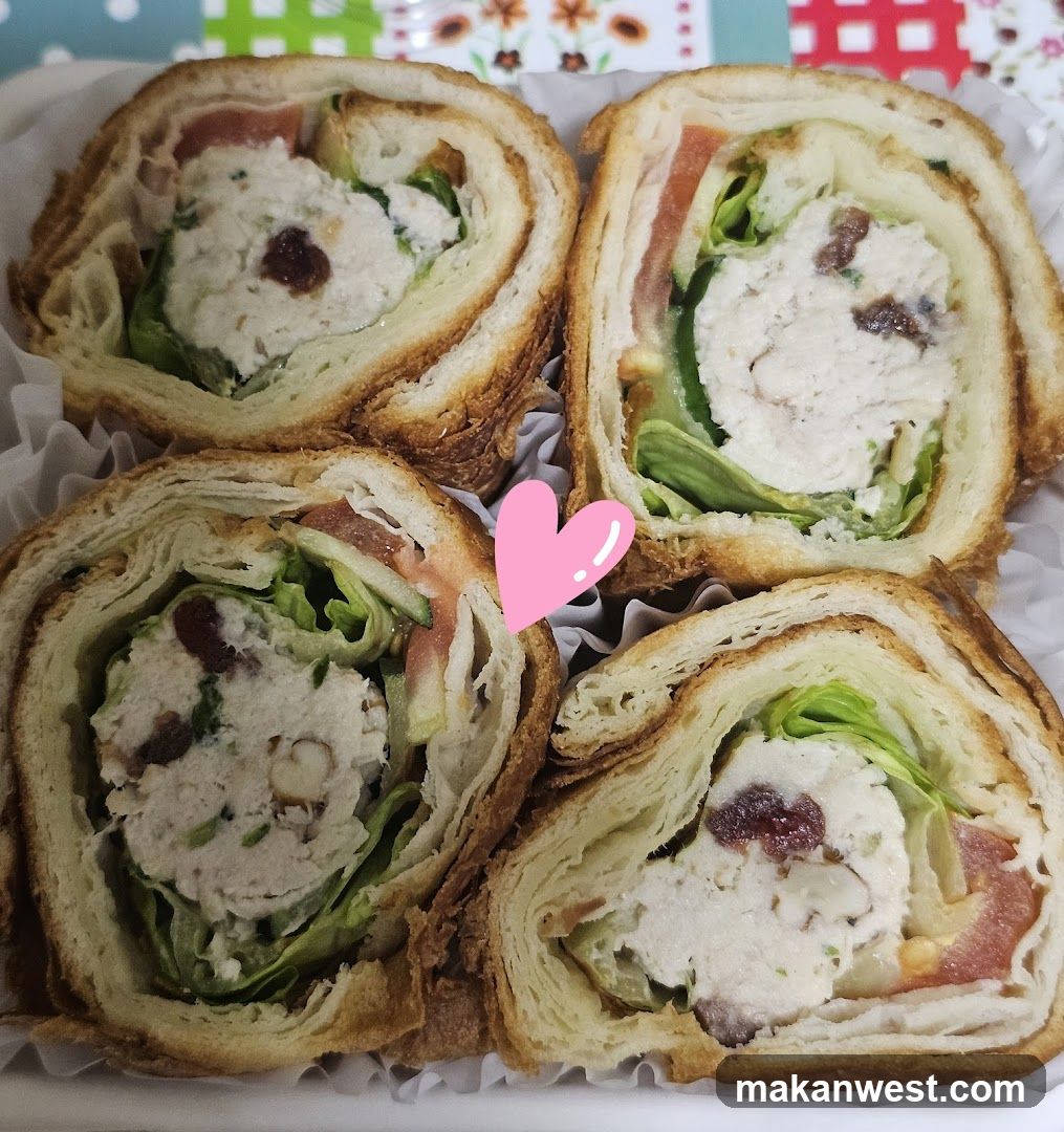Sandwich Roll Slices