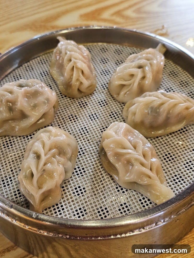 Steamed Dumplings in a Basket