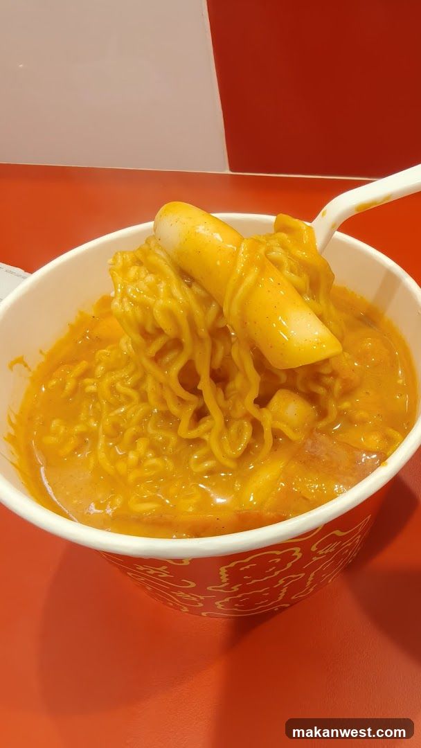 Spicy Ramen Bowl with Rice Cake