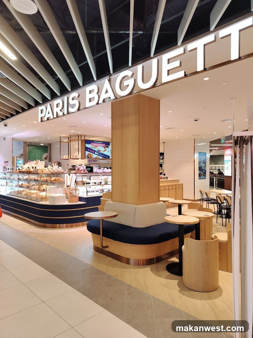 Paris Baguette Interior