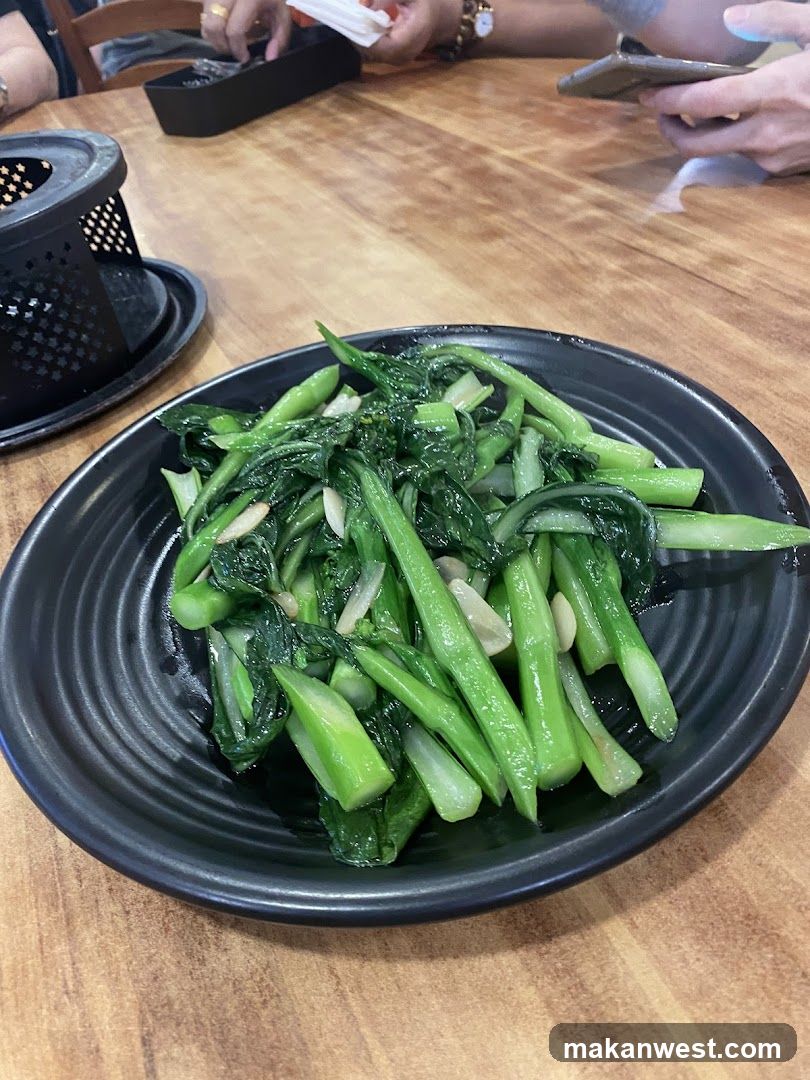 Stir-fried Bok Choy with Garlic
