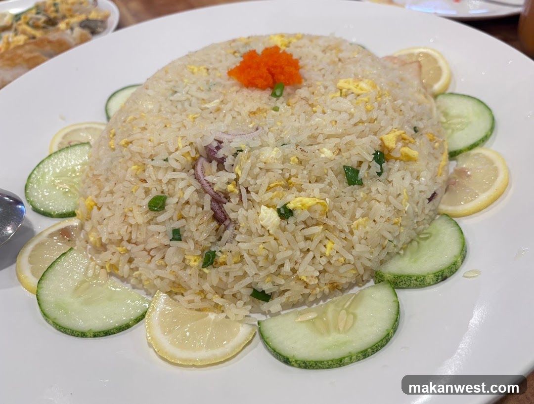 Fried Rice with Garnish