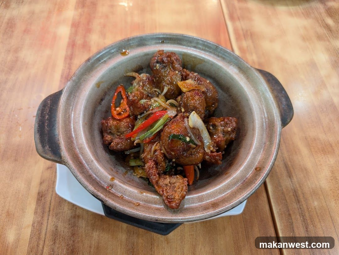 Sizzling Claypot Dish
