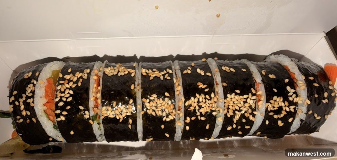 Sushi Roll in Box