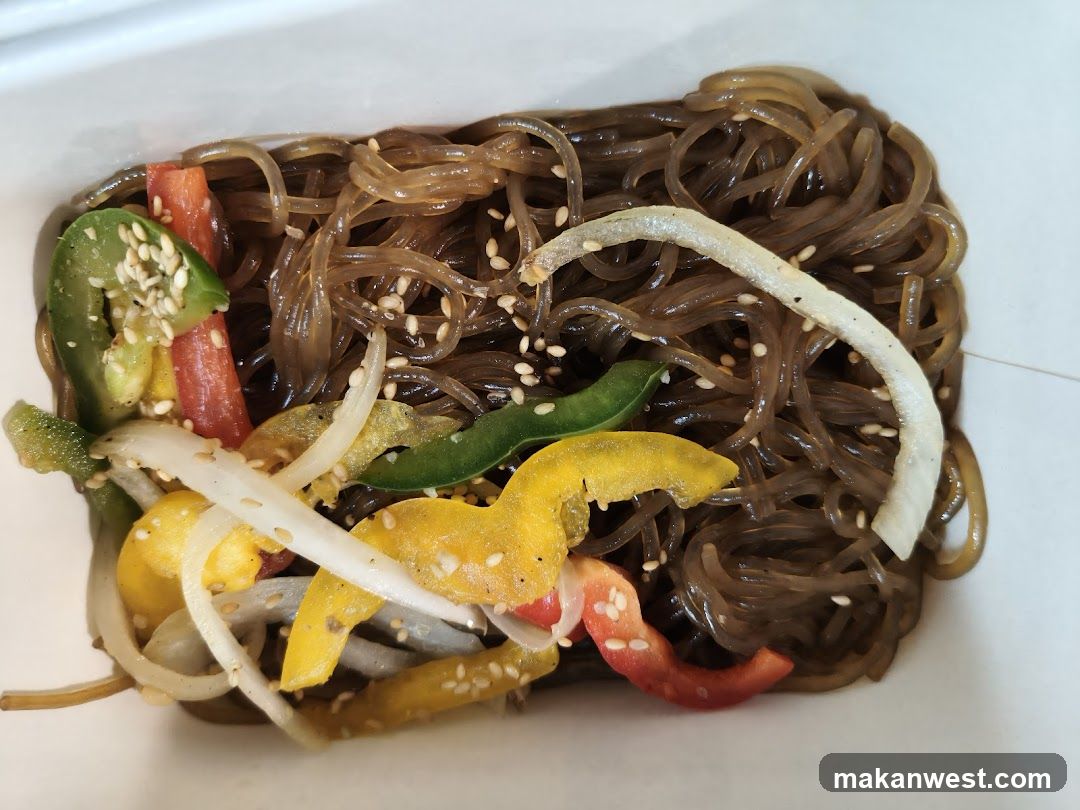 Stir-fried glass noodles with vegetables