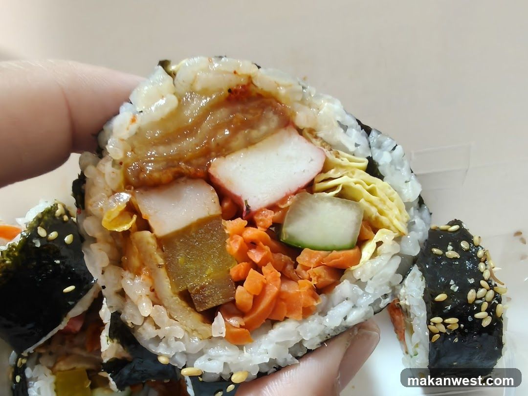 Handheld Onigiri with Fillings