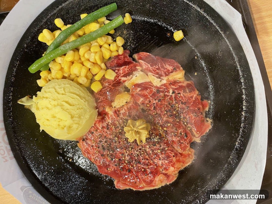Sizzling Steak with Corn and Green Beans