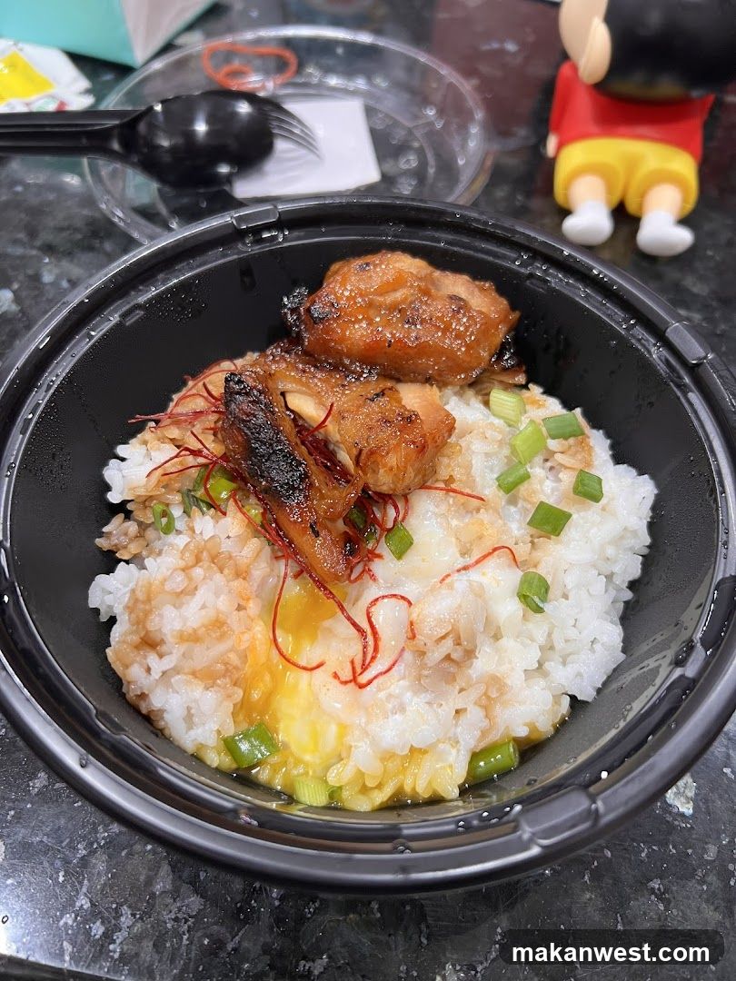 Sushi Bowl with Egg and Scallions