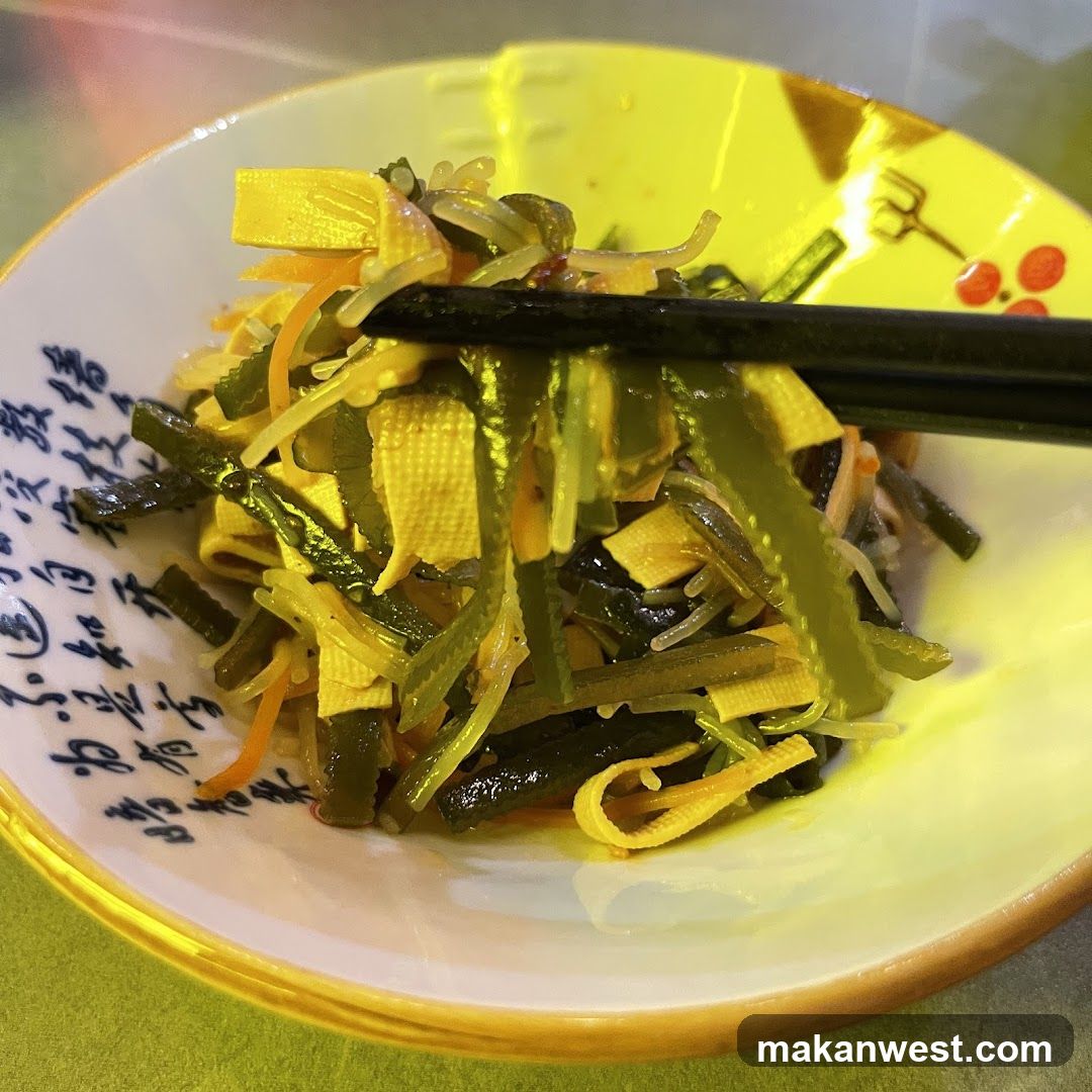Seaweed and Tofu Skewer Dish