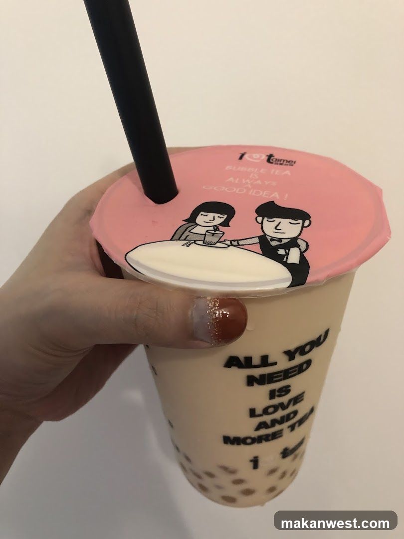 Bubble Tea Cup with Pink Lid