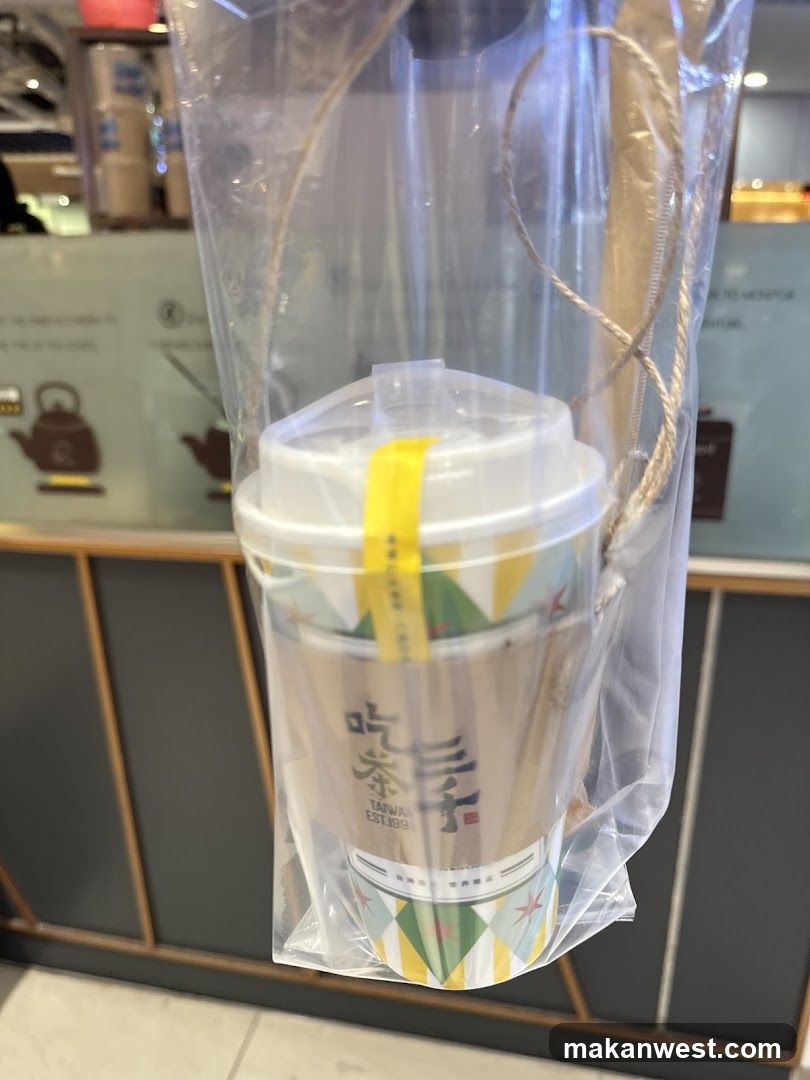 Beverage Cup in Plastic Bag