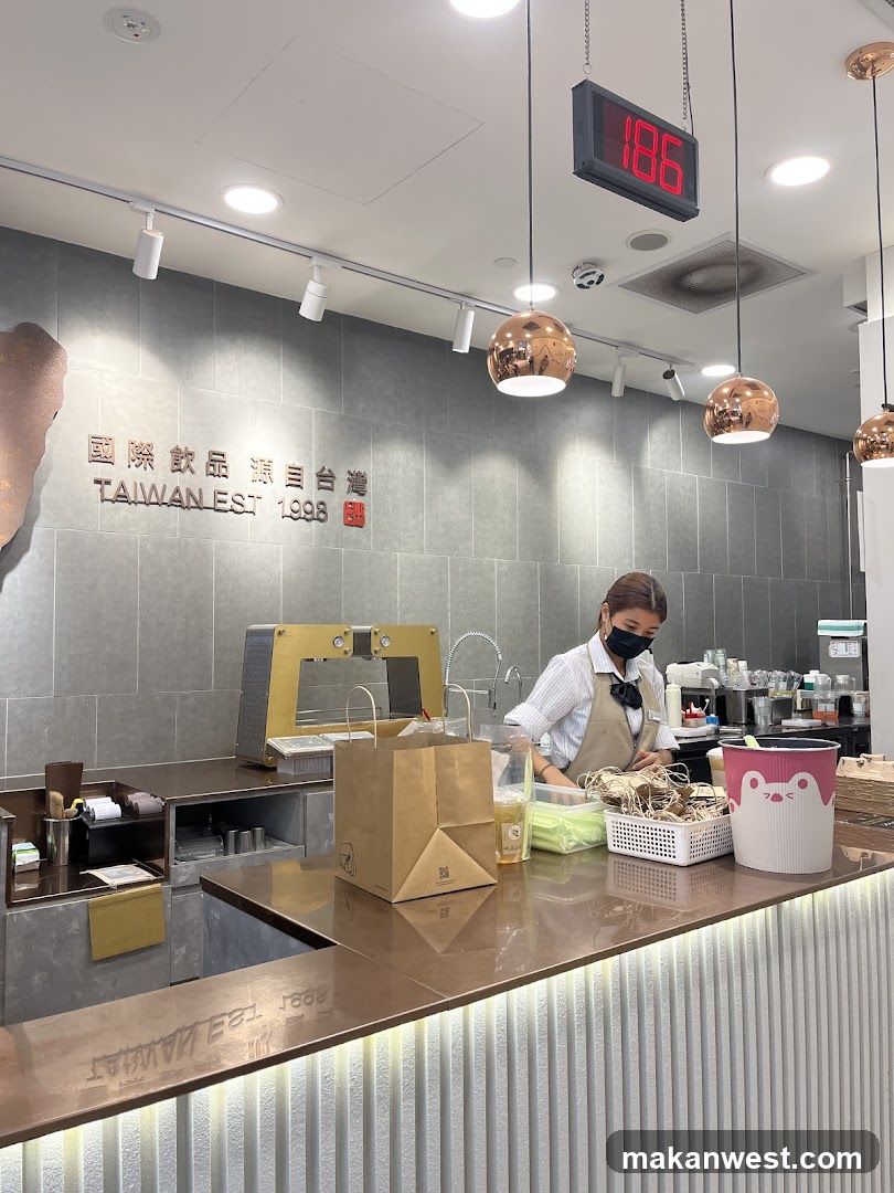 Taiwanest Coffee Shop Interior