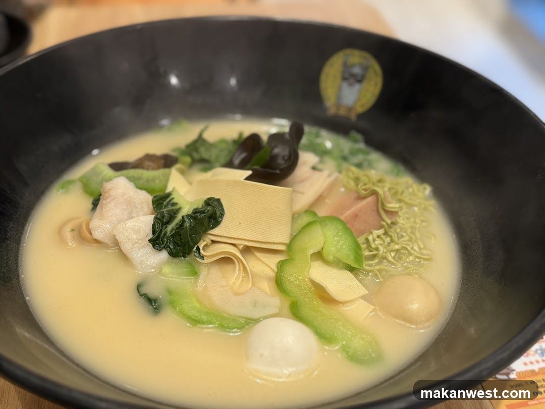 Ramen Bowl with Vegetables and Fish Balls