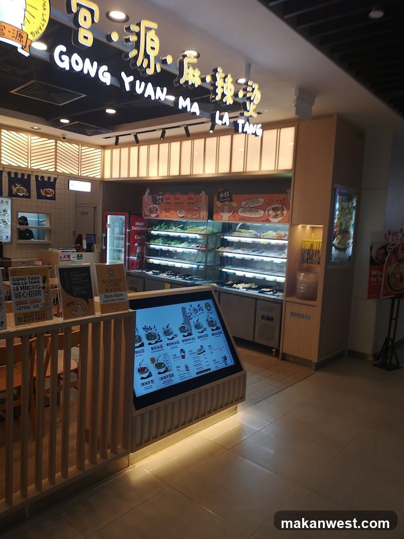 Gong Yuan Ma La Tang Interior View