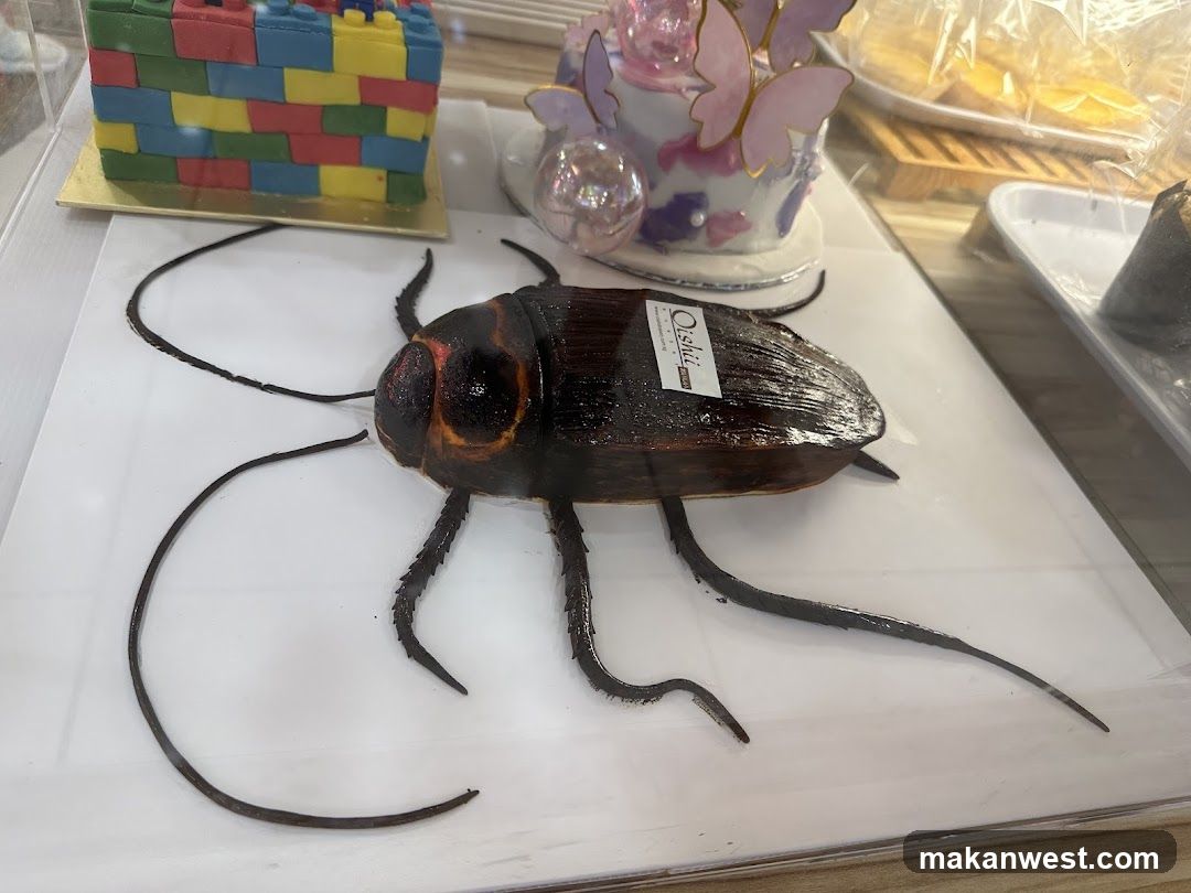Insect Cake Display