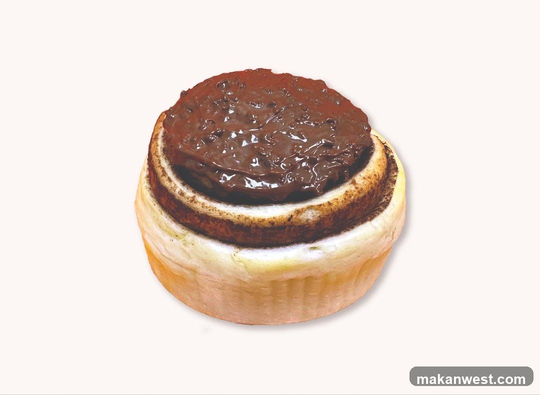 Chocolate Cinnamon Roll