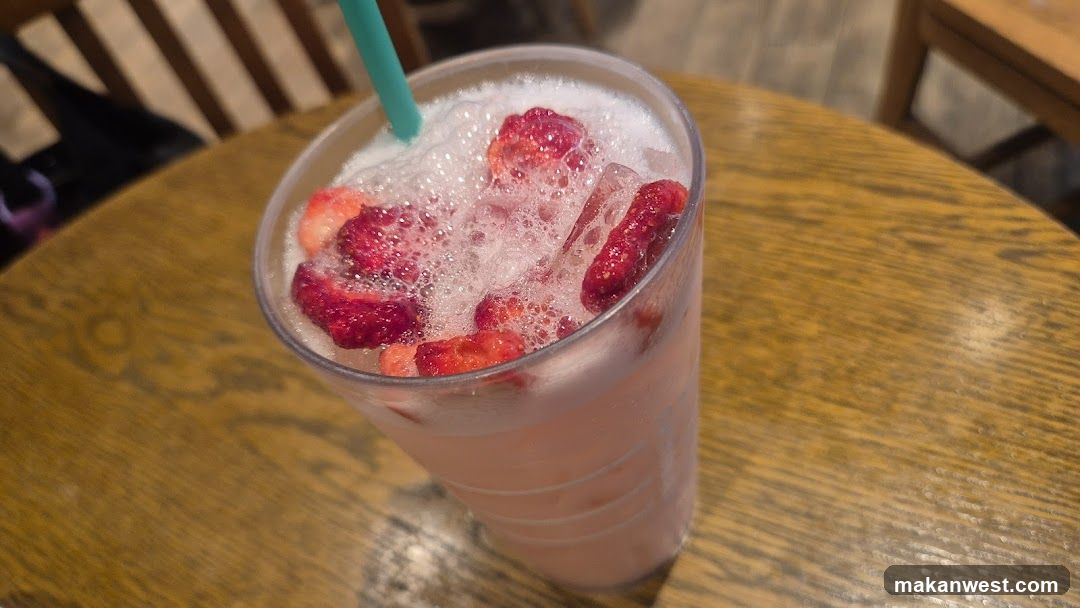 Strawberry Drink with Foam