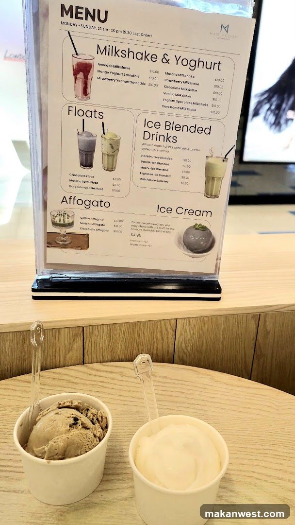 Dessert Menu Display