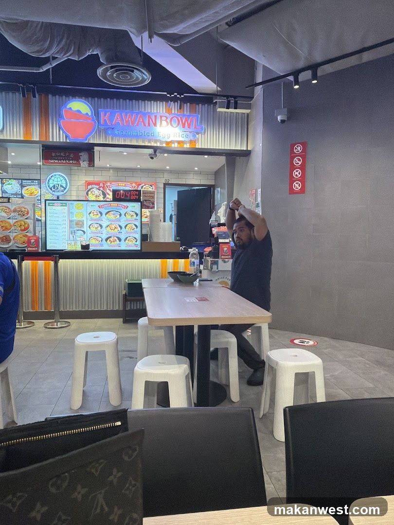 Kawan Bowl Interior