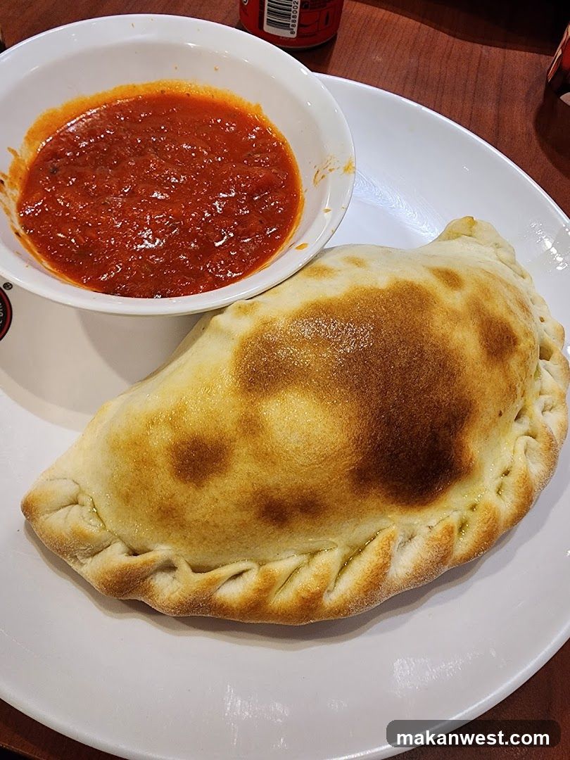Empanada with Sauce
