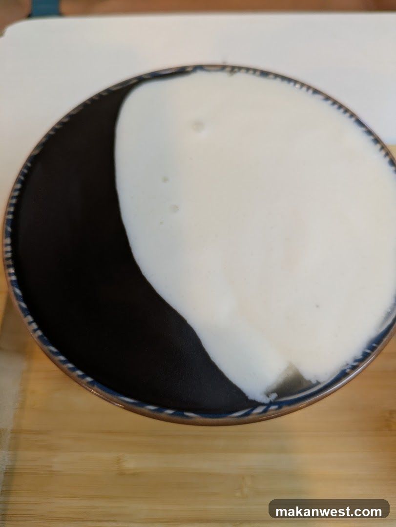 Yin-Yang Latte Art